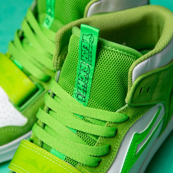 YEAH RIGHT – LAKAI