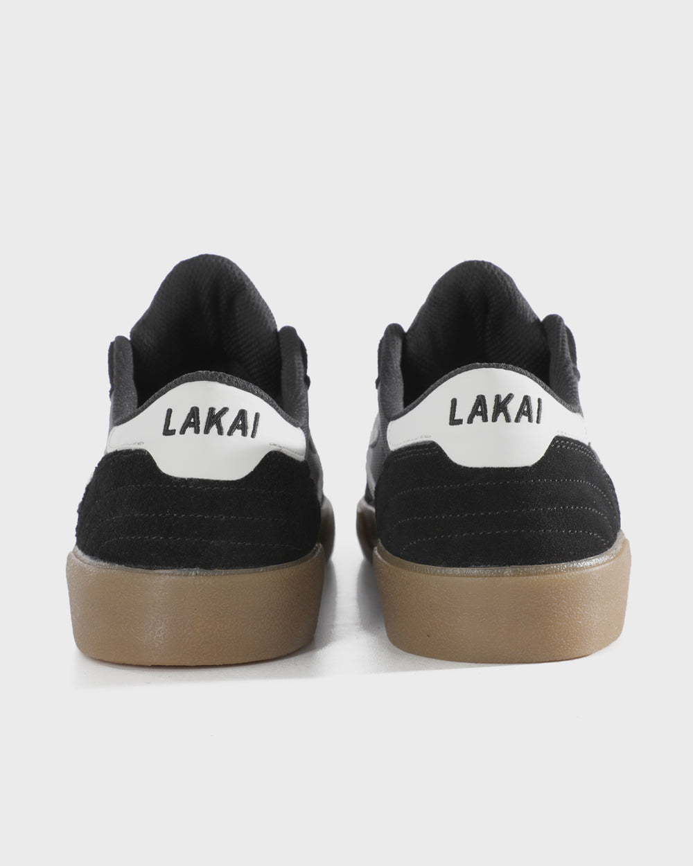CAMBRIDGE  BLACK/GUM SUEDE