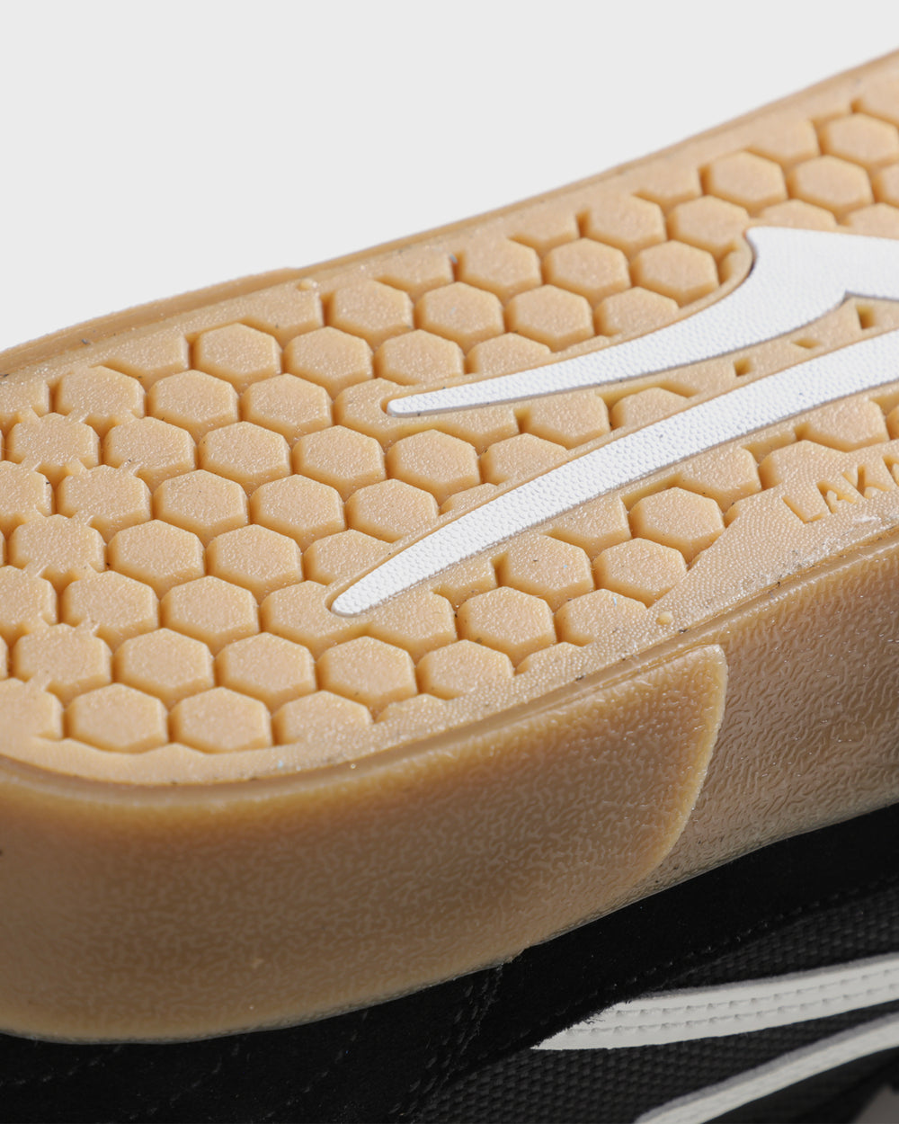 CAMBRIDGE  BLACK/GUM SUEDE