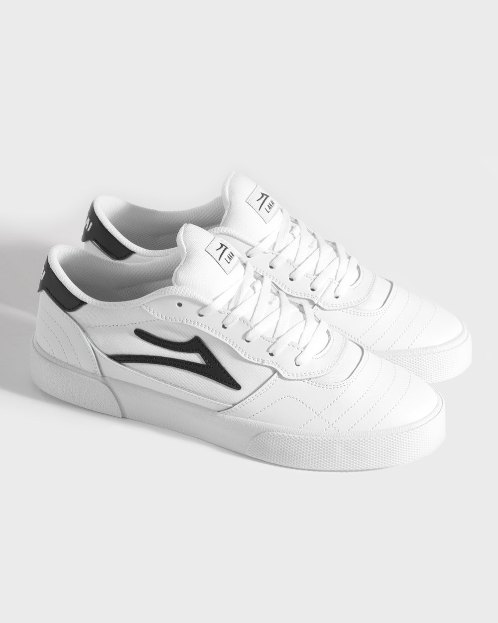 CAMBRIDGE WHITE LEATHER
