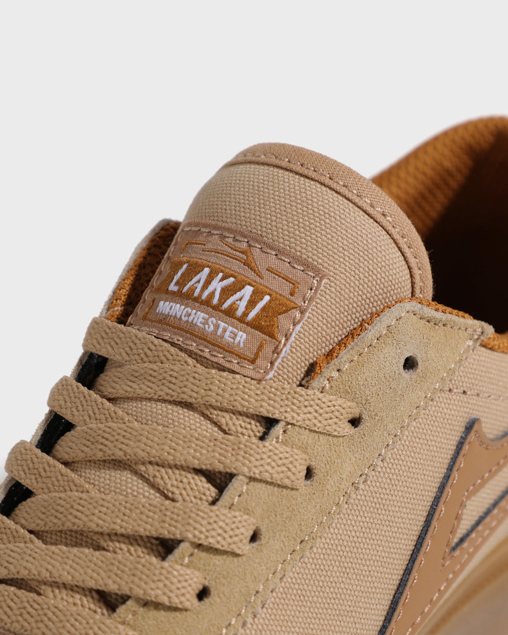MANCHESTER TAN/GUM SUEDE