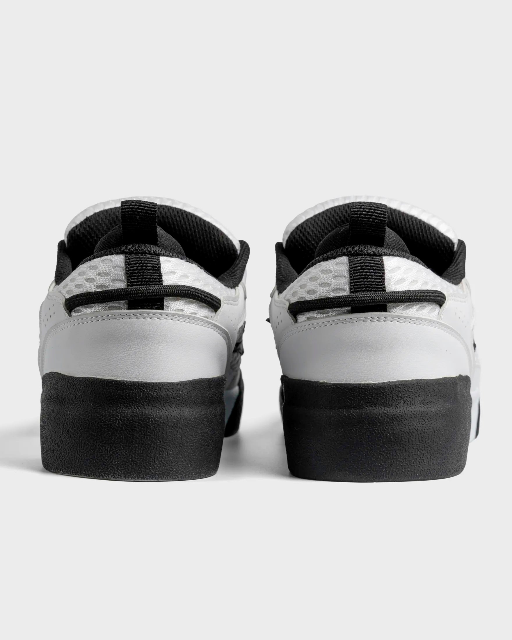 PAYLOAD - WHITE LEATHER BLACK